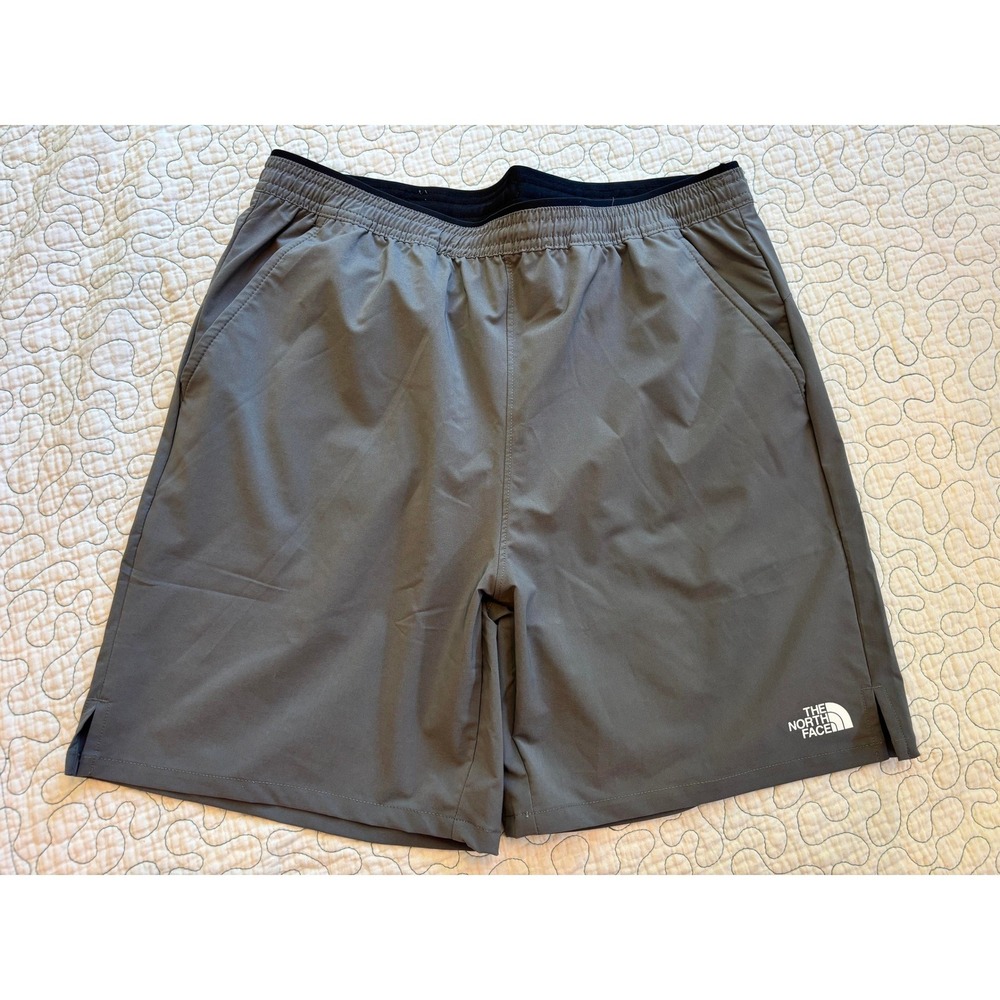 The North Face Mens Wonder Shorts Size Medium NWOT